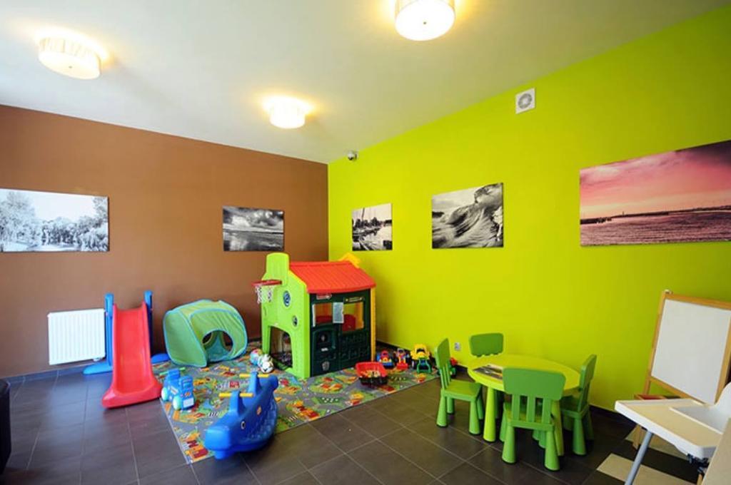 Apartament Sedina Osiedle Polanki 코워브제크 외부 사진